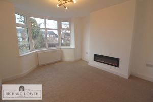 Lounge- click for photo gallery